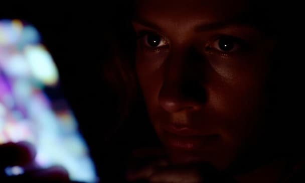 スクリーンタイム後の生活：デジタルデトックスで変わる日常と人間関係の再構築